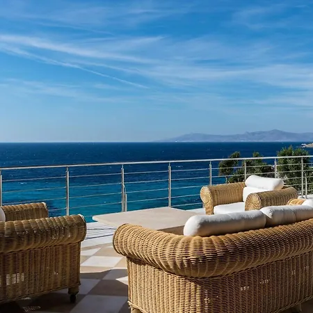 Deloxenia By Ethos Hospitality فيلة Agios Ioannis Diakoftis