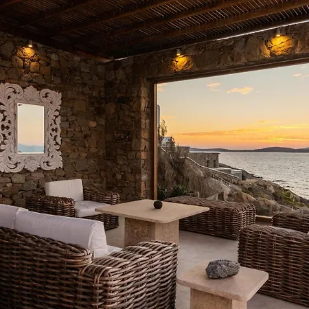 Deloxenia By Ethos Hospitality فيلة