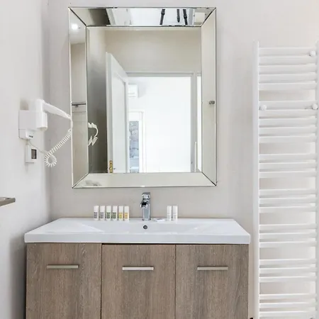 Deloxenia By Ethos Hospitality Villa *